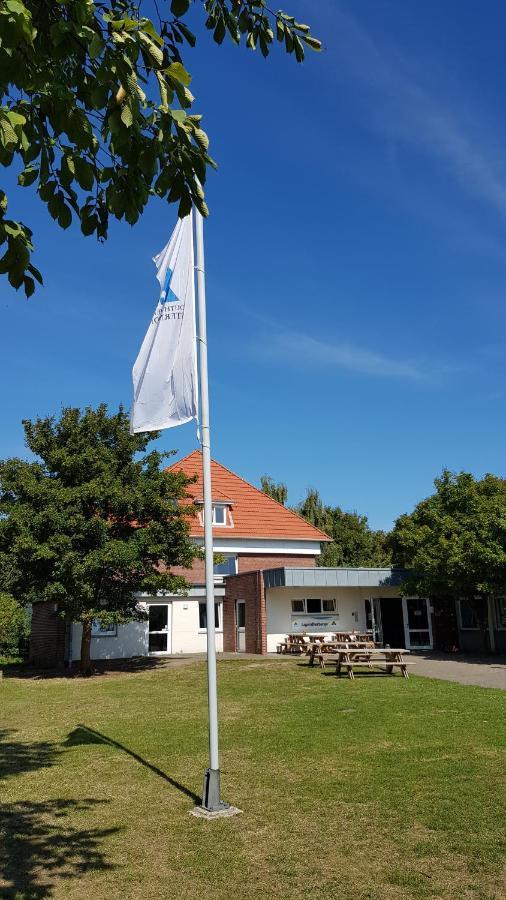 Jugendherberge Fehmarn Exterior photo